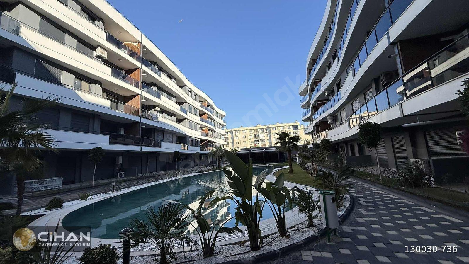 KADINLAR DENİZİNDE EBEVEYN BANYOLU 2+1