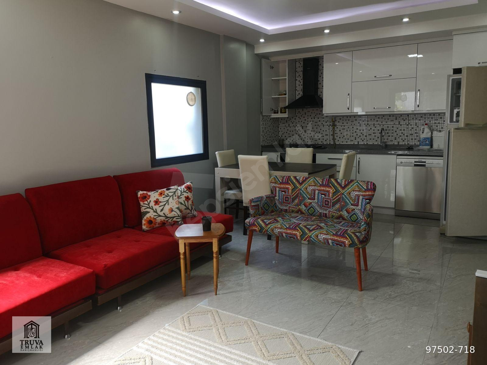 Burhaniye İskele Limanda Bahçeli Eşyalı Kiralık 1+1 Daire