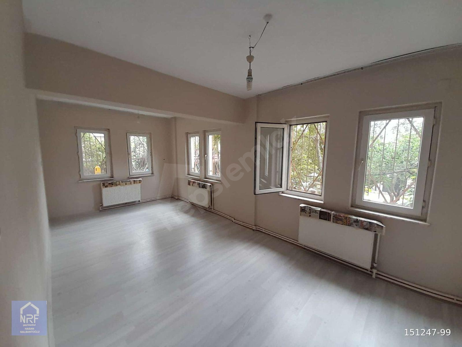 ALBAYRAK MEYDANI ÜSTÜNDE KİRALIK DAİRE