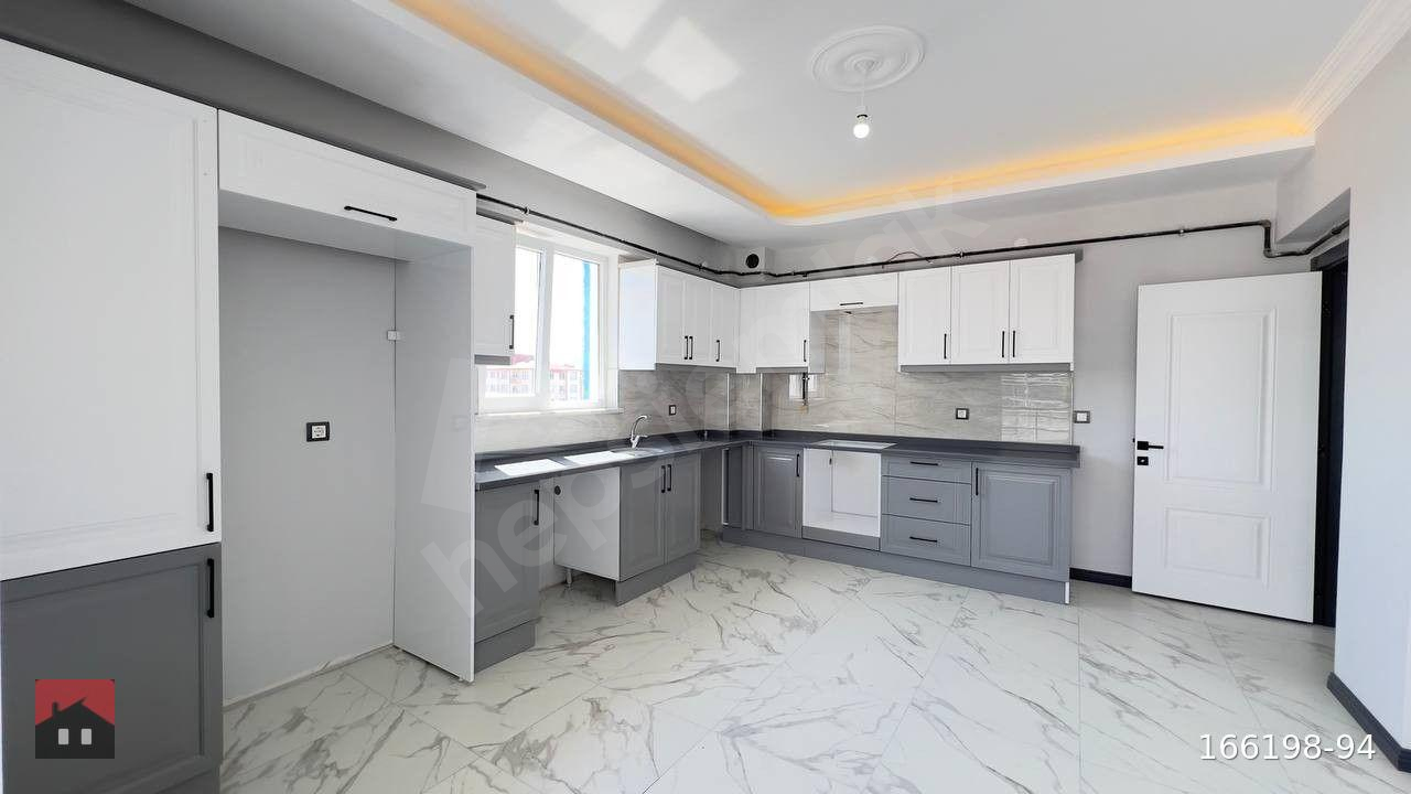 HARMAN MH. HASTANE YAKINI ARAKATTA SATILIK GÜNEY CEPHELİ 3+1 ODALI DAİRE
