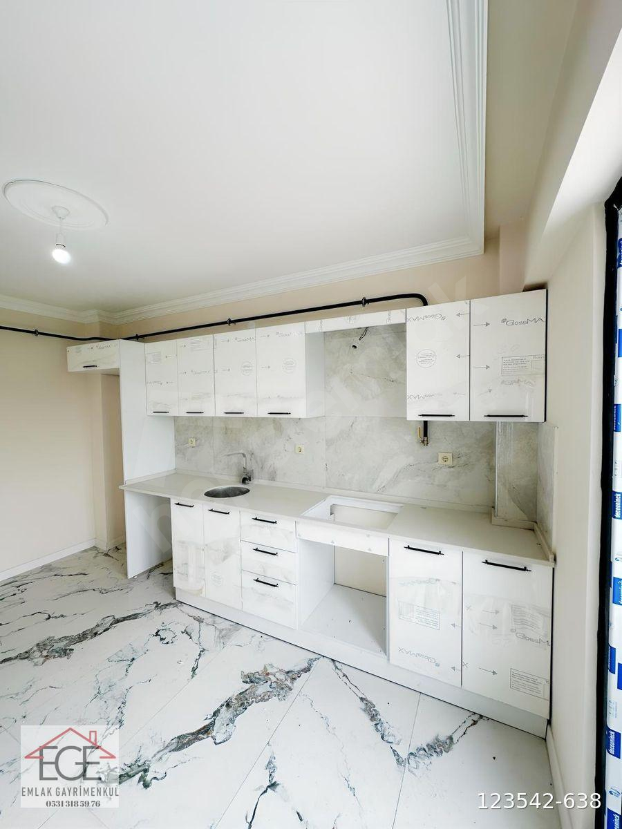 EGE EMLAK'TAN YENİ MAHALLE DE 3+1 SATILIK SIFIR DAİRE