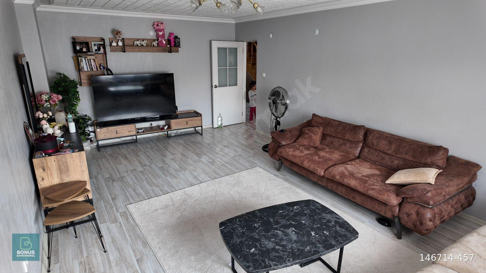 ELVANDA 4+2 300M2 DUBLEKS KAPALI TERAS ÇİFT BANYO 3 WC ÖN CEPHE