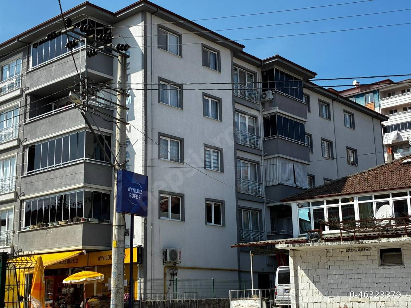 Pazarlıksız 135 m2 Ara Kat 3+1 Daire Resmi Kurumlara Çok Yakın