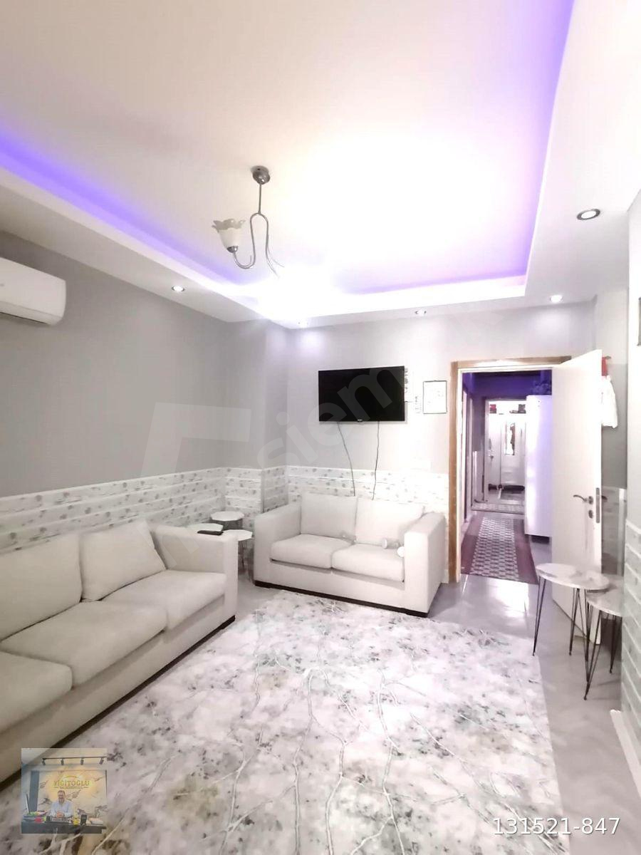 İLBADI MAHALLESİNDE YARI BODRUM KAT GENİŞ DOĞALGAZLI KLİMALI 4+1/160 m2 DAİRE 2.550.000 TL