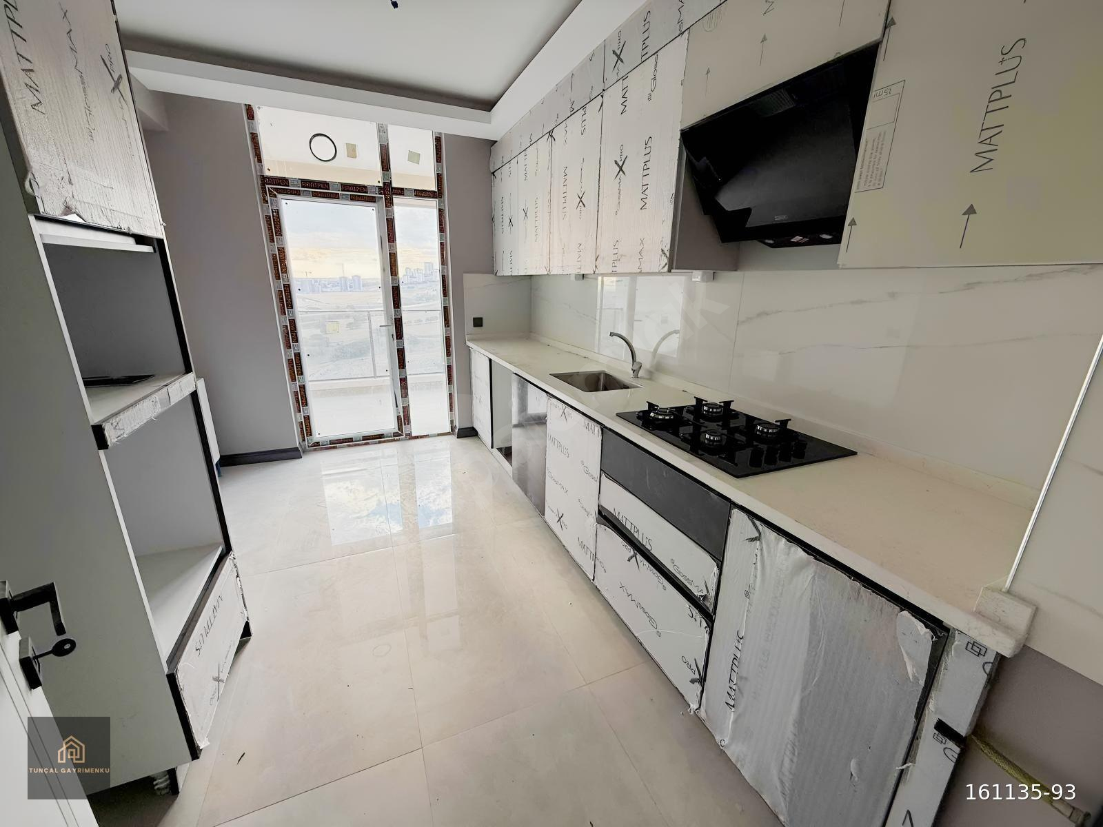 TUNÇAL'DAN YAPRACIK ATAYURT MAH İSKANLI SATILIK 2+1 LUX DAİRE