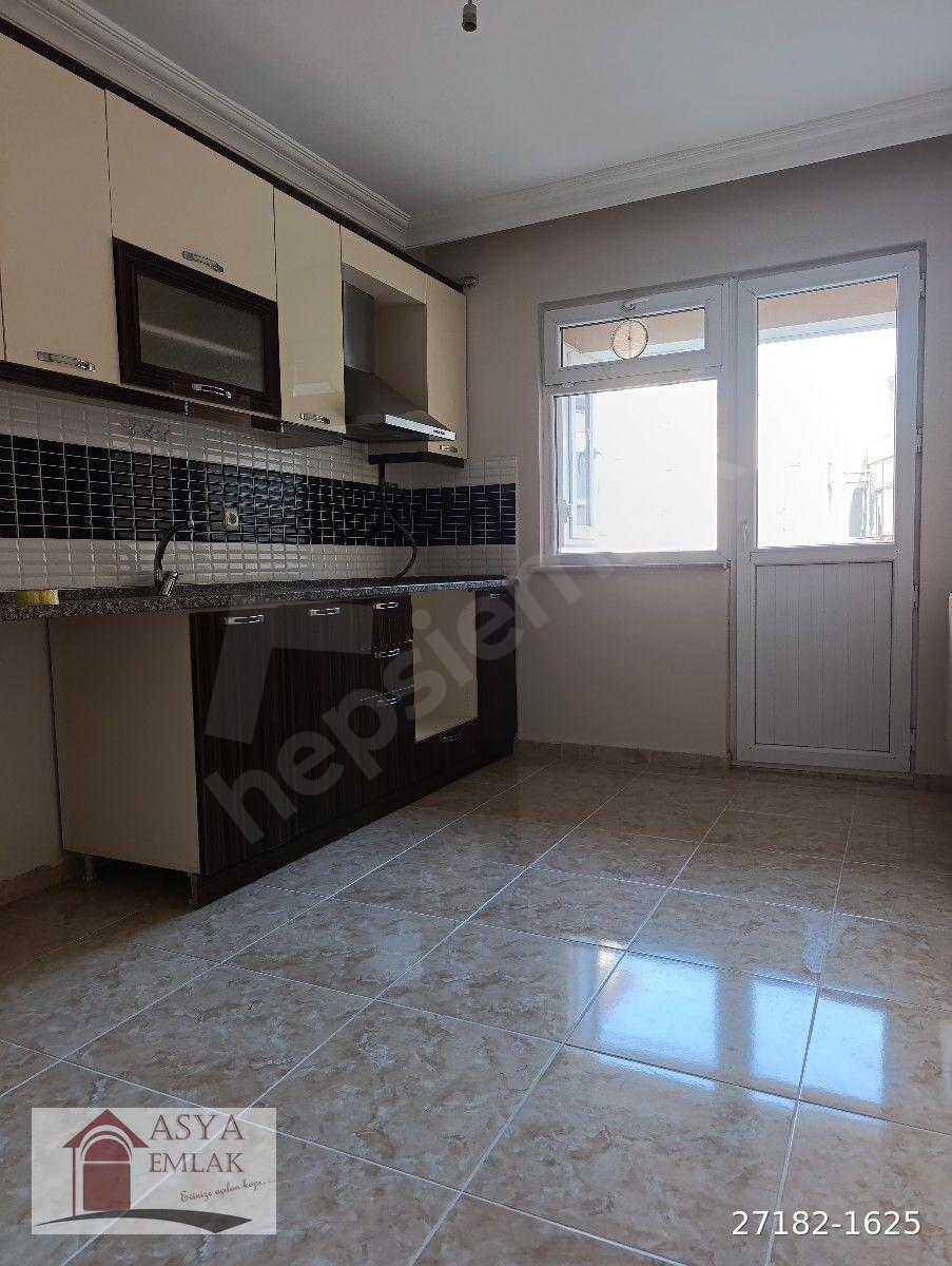 ÇORLU MERKEZDE ANSÖRLÜ 2 KAT KİRALIK DAİRE