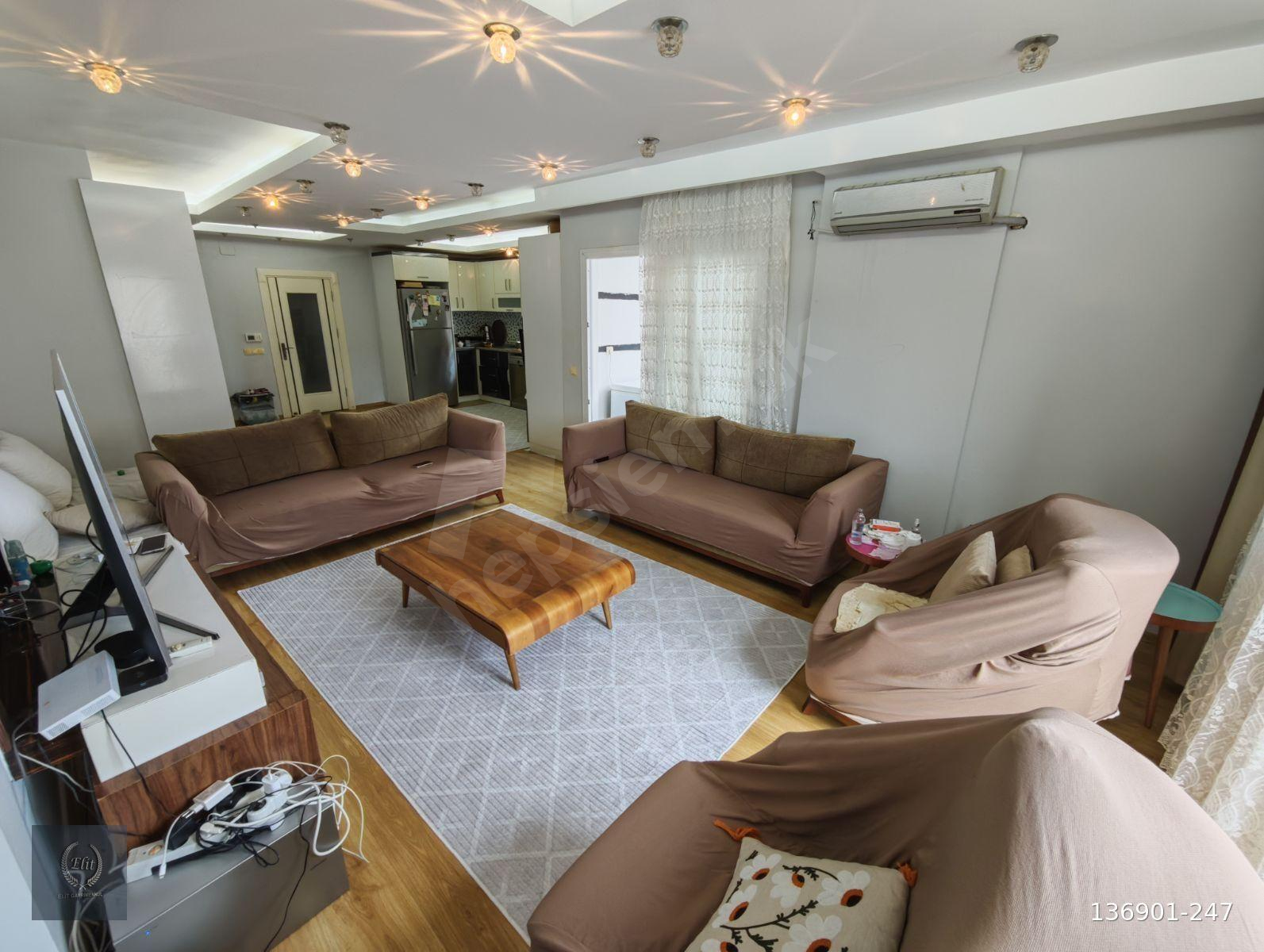 AKDENİZ MAH. DE DENİZE YAKIN GENİŞ 3+1 DAİRE