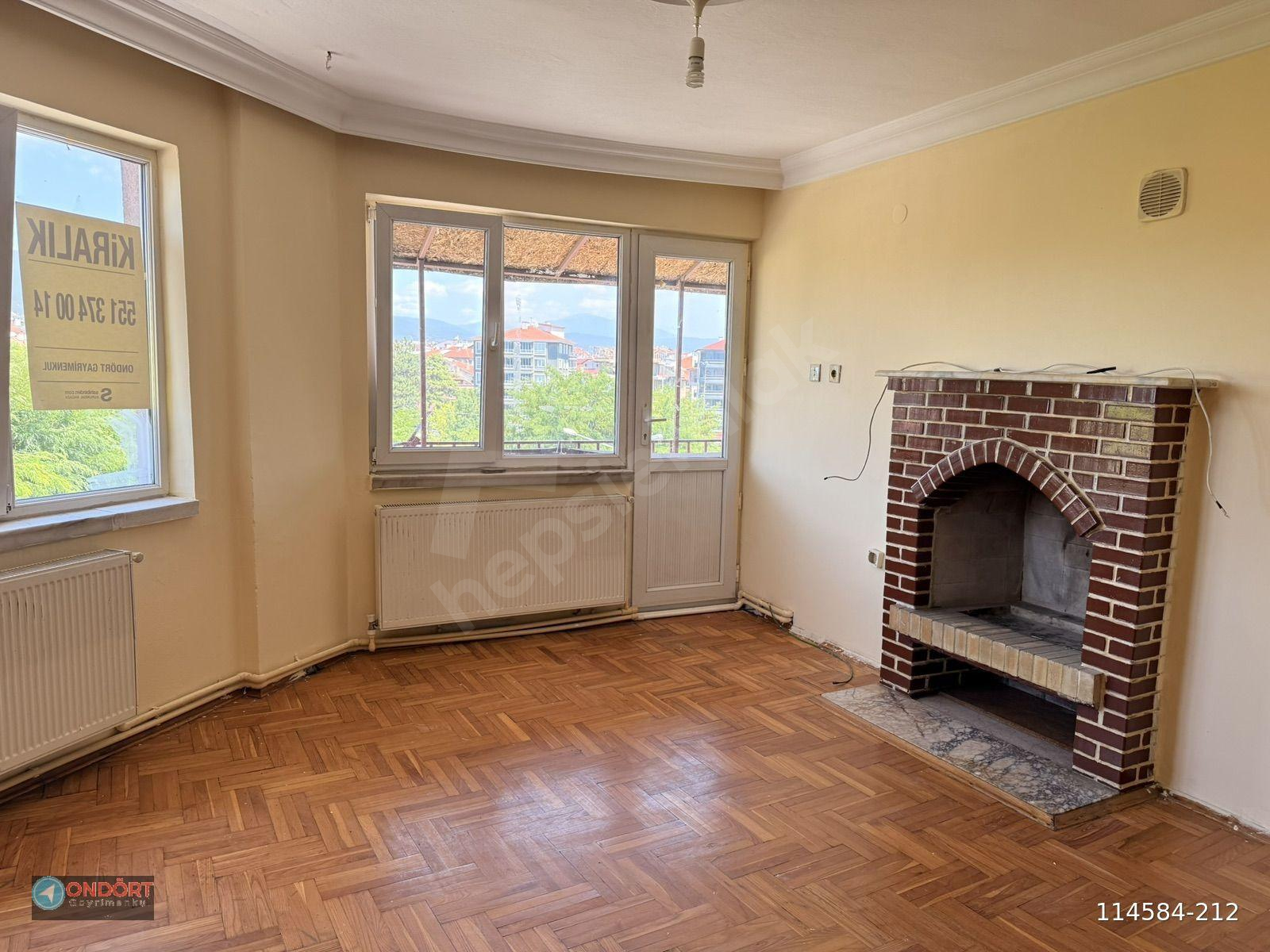 ONDÖRT GAYRİMENKUL' den KARAÇAYIR MH. YUNUS EMRE SİTESİ 3+1 KİRALIK DAİRE