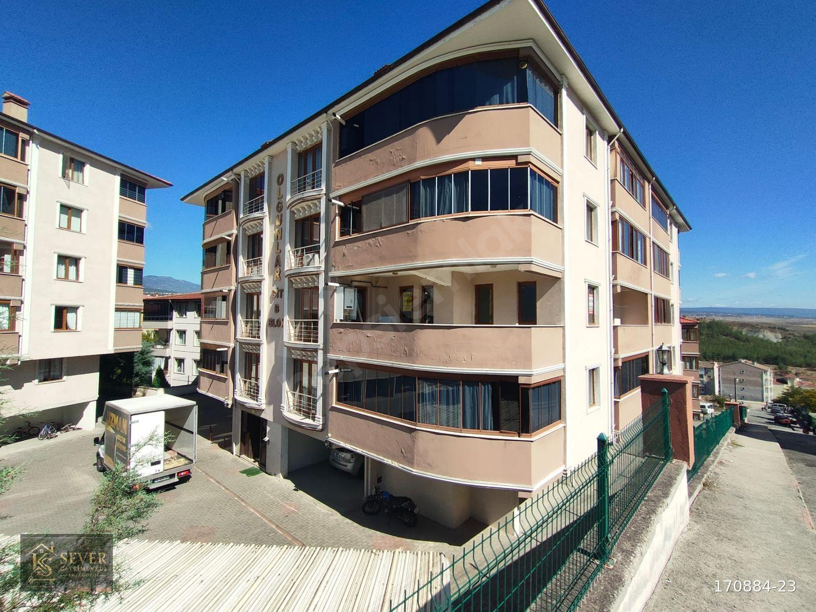 SEVER GAYRİMENKULDEN 100. Yıl'da kiralık 3+1 Daire, 135m² Net