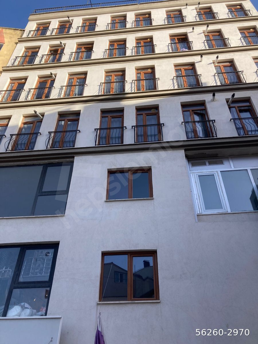 BURDUR MERKEZ GAZİ CADDESİNDE EŞYALI KİRALIK 1+1 APART
