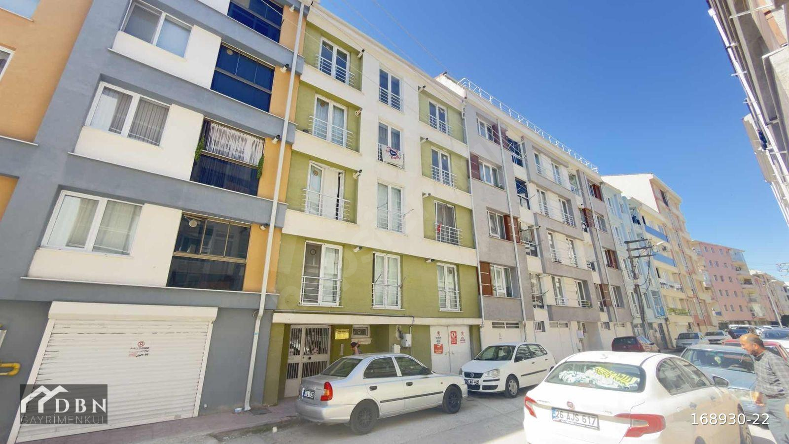 DBN GAYRİMENKUL'DEN KUMLUBEL MAH.SATILIK 1+1 55 M2 APART