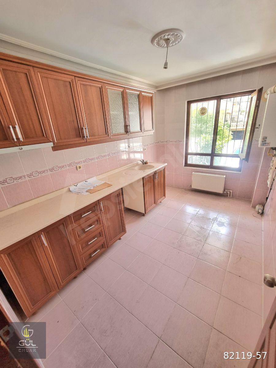KARAPÜRÇEK MUHTARLIK ARKASINDA 3+1 GİRİŞ DAİRE