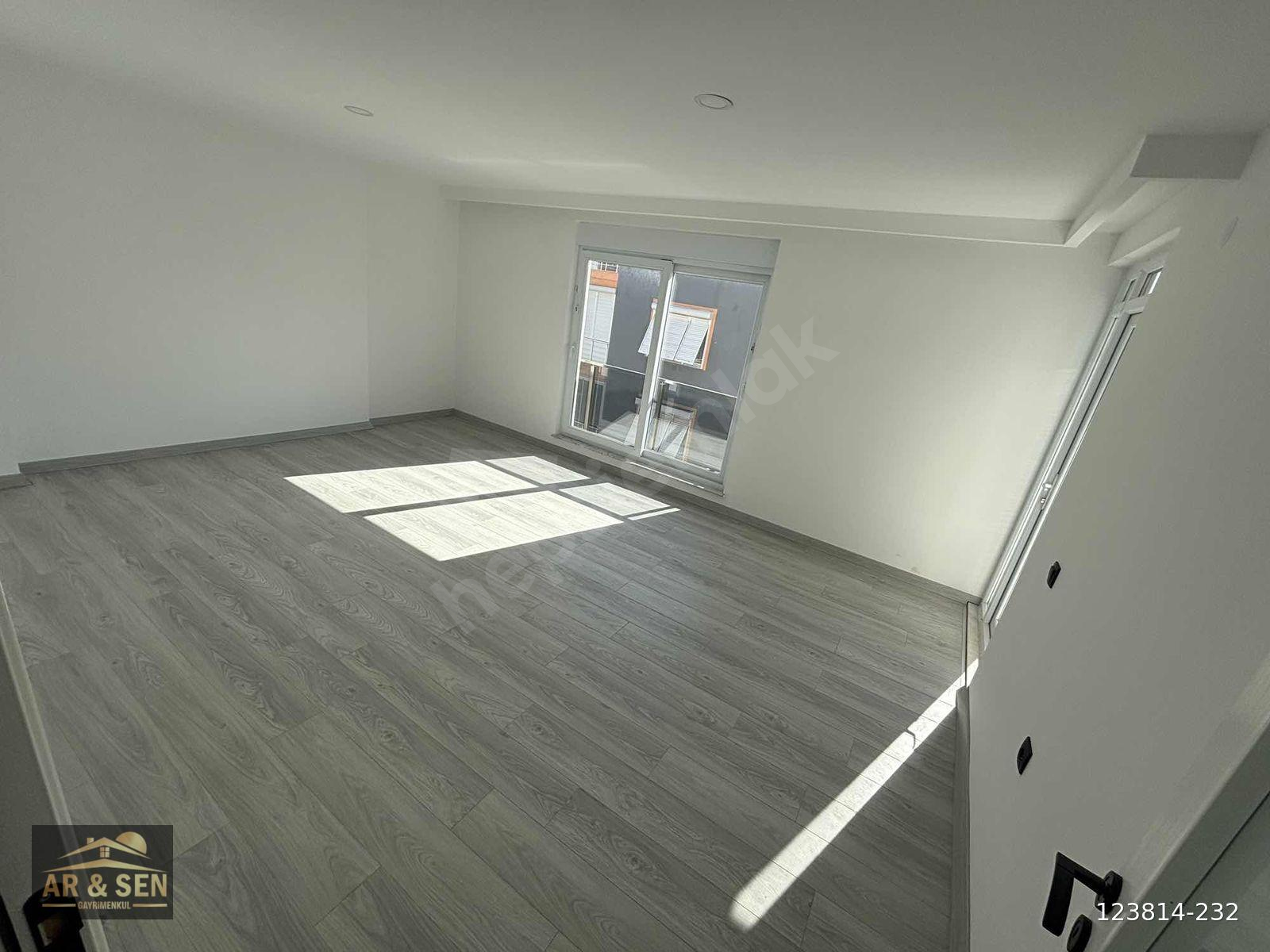 Kepez Aydogmuş mah TRANVAY 300 m2 yakını katta satılık daire