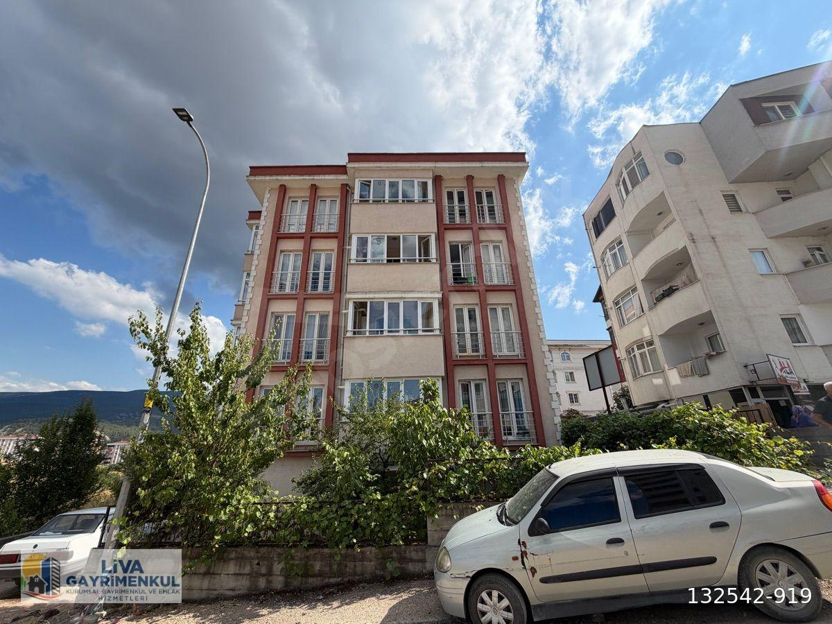 KARABÜK 100. YIL MAHALLESİNDE ARA KAT EŞYALI GENİŞ 1+1 DAİRE KİRALIKTIR