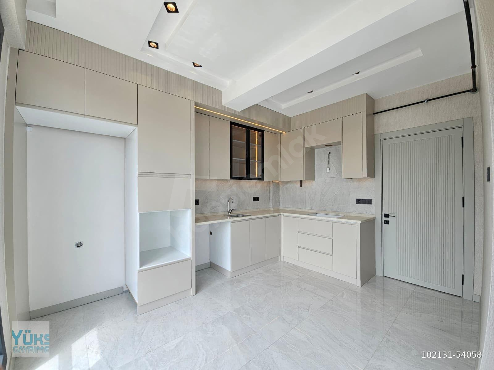 Denizli şemikler mahallesinde 2+1 120 m2 ebeveyn banyolu lüks satılık daireler