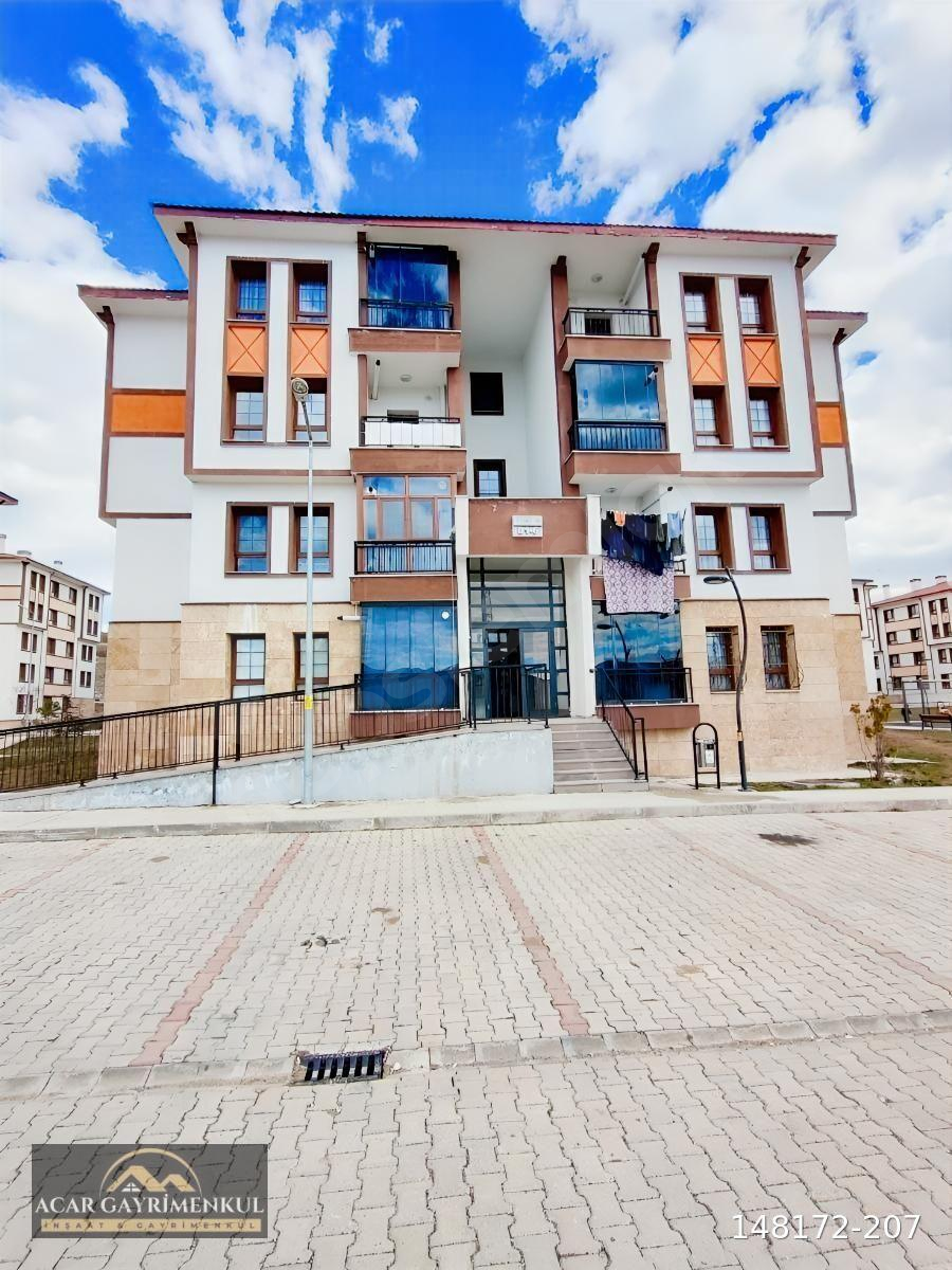ACAR GAYRİMENKUL TERCAN 2.ETAP TOKİDE SATILIK YÜKSEK GİRİŞ DAİRE
