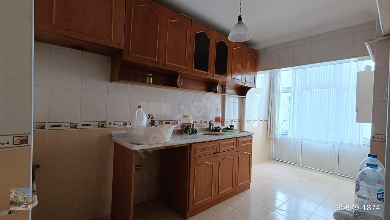 Plevne Mahallesin'de Merkezi Konumda Satılık 3+1 Daire