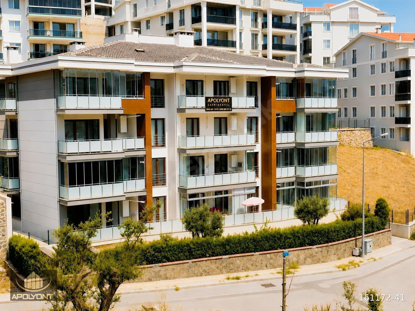 Apolyont Gayrimenkul'den Halitpaşada deniz manzaralı lüks daire