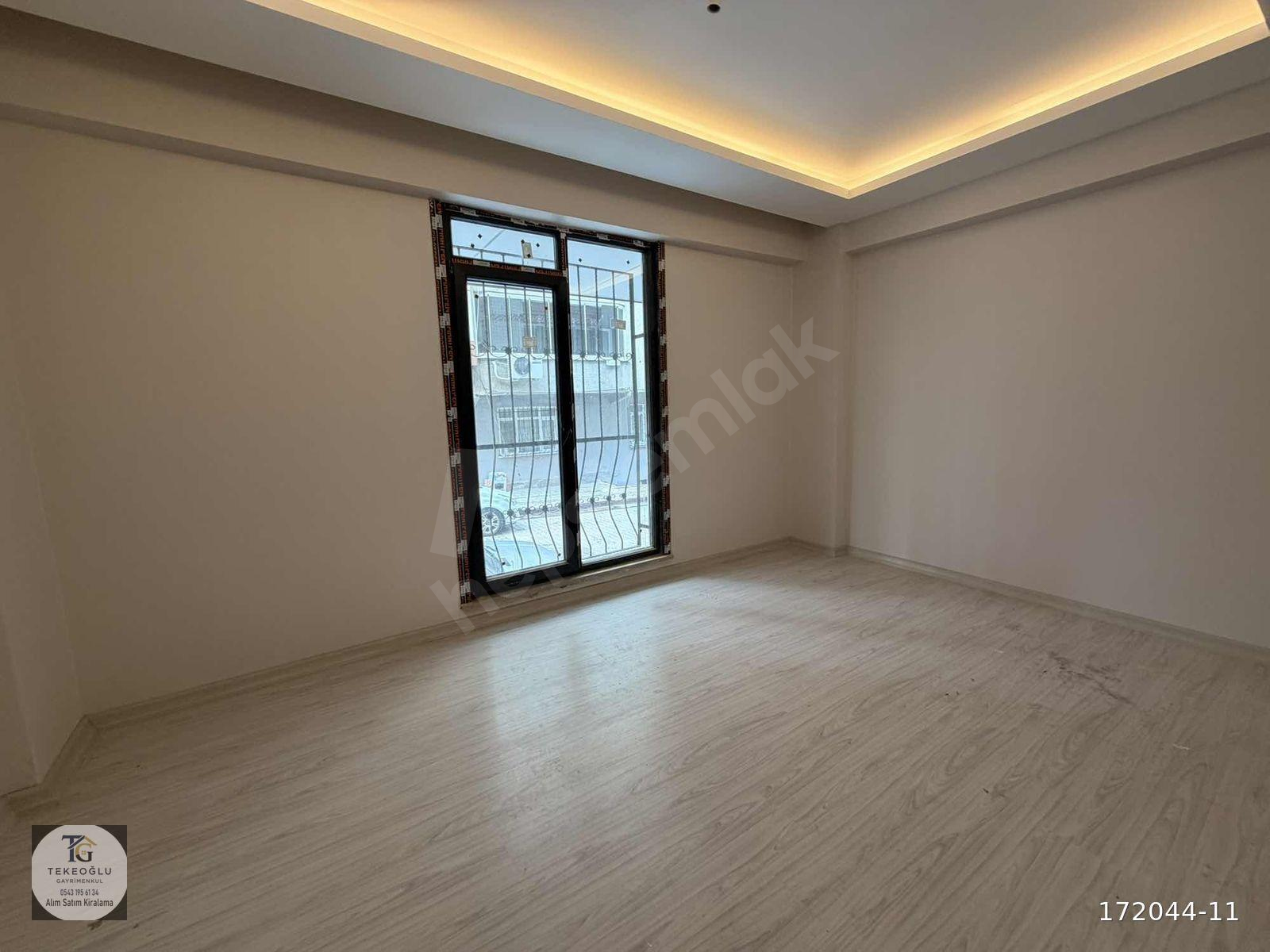 EBEVEYN BANYOLU CEBECİ DE KIRALIK DAİRE 2 + 1 SIFIR