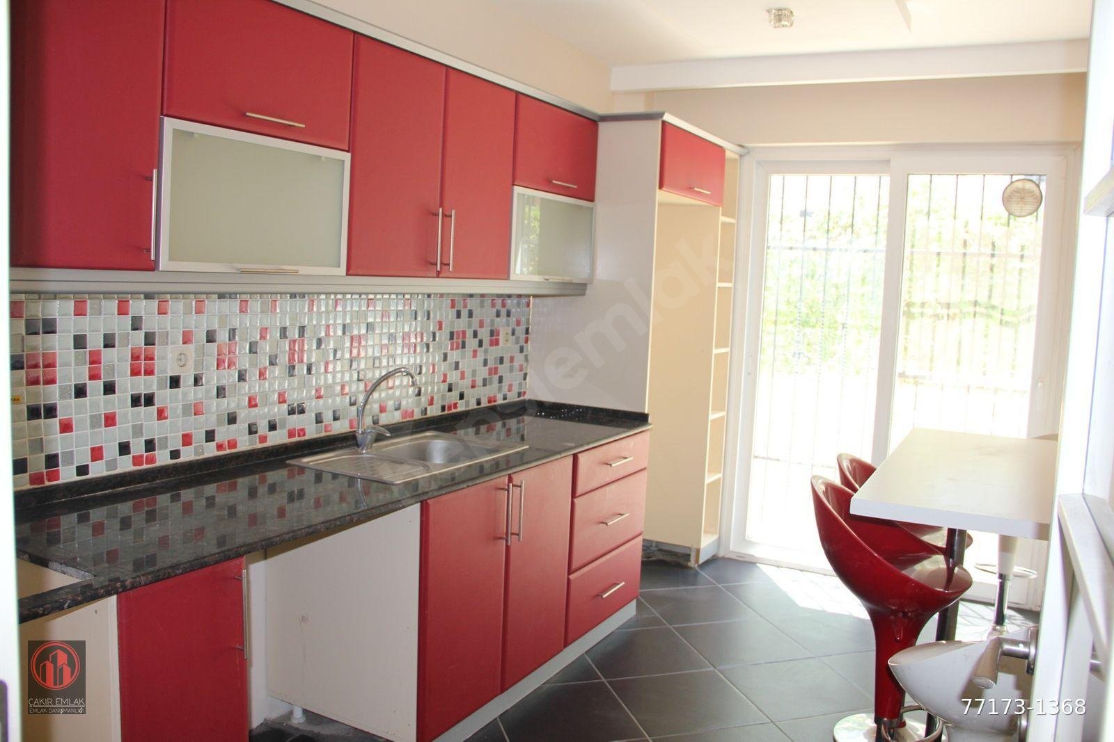 BALÇOVA EĞİTİM MAH. METRO YAKINI DOĞALGAZLI KİRALIK 3+1 DAİRE