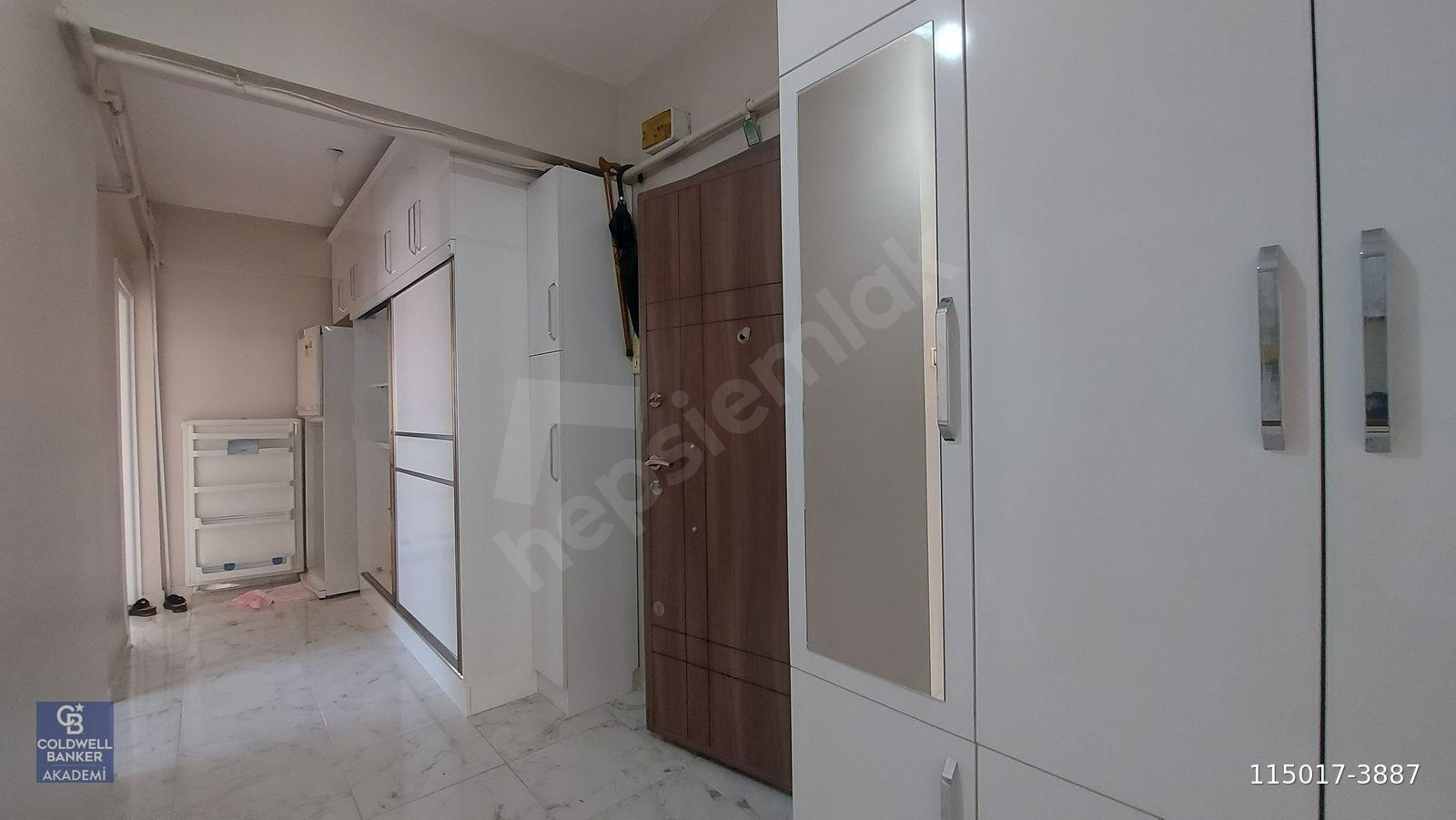 İZMİT KOZLUK GÜZEL KONUM MANZARALI SATILIK 2+1 ARA KAT DAİRE