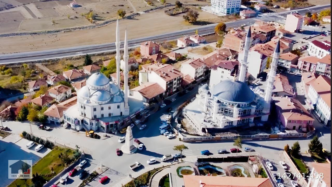 ÇEKEREK'DE ÇARŞIDA SIFIR BİNA'DA ULTRA LÜX YAPILI BOŞ GENİŞ 3+1