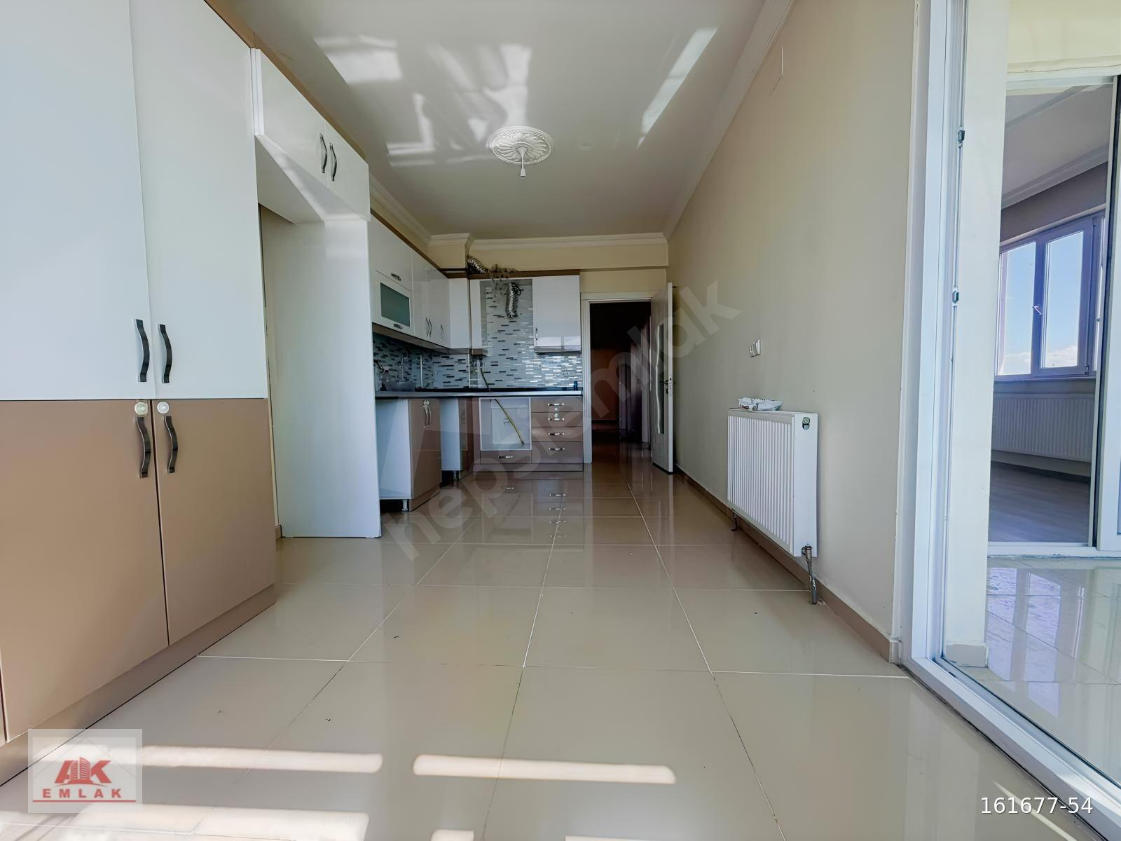 MERKEZİ KONUMDA LÜKS 4+1 DAİRE