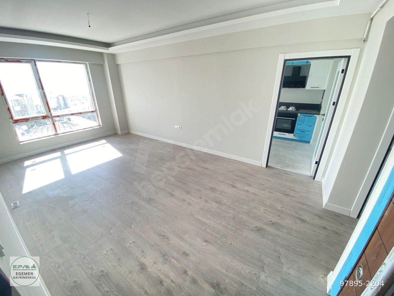 YAPRACIK KAYALAR KULE'DE,OTURUMA HAZIR 2+1 SATILIK DAİRE