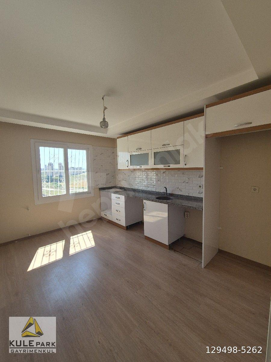 GÜLTEPE'DE 2+1 KAPALI MUTFAK CADDE ÜZERİ MERKEZİ KONUMDA KİRALIK DAİRE