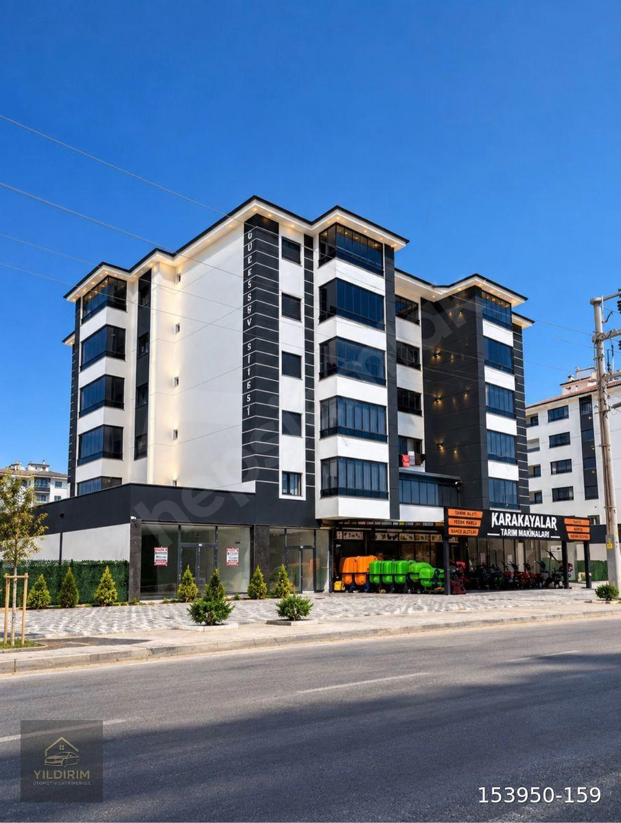 KARAMAN YOLU ÜZERİ BARBAROS MAHALLESİNDE SATILIK 1+1 GENİŞ LÜKS SIFIR DAİRE