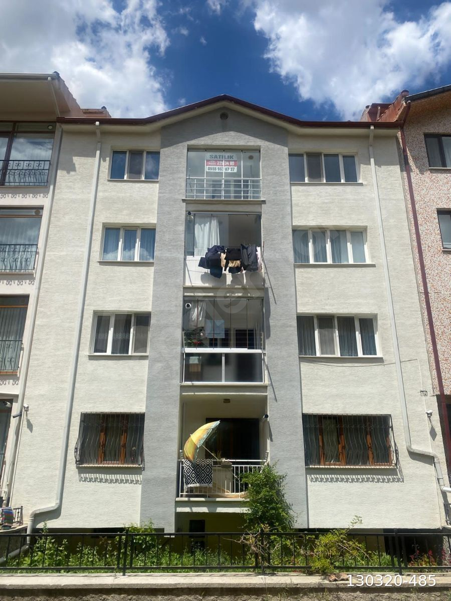 VİŞNELİK MAH İŞ BANKASI ARASI SATILIK 3+1 DAİRE