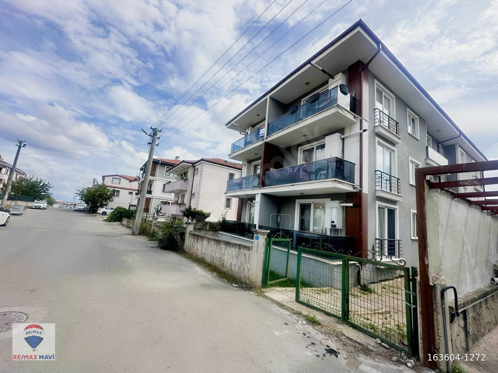 Kemalpaşa mavidurak ve kampüs mesafesine yakın 2+1 kiralık daire