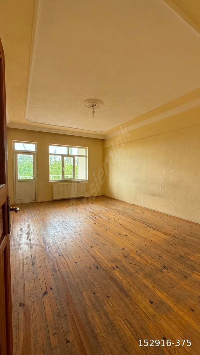 ÖZ GAYE EMLAKTAN DEVELİ REŞADİYE MAHALLESİNDE SATILIK DAİRE