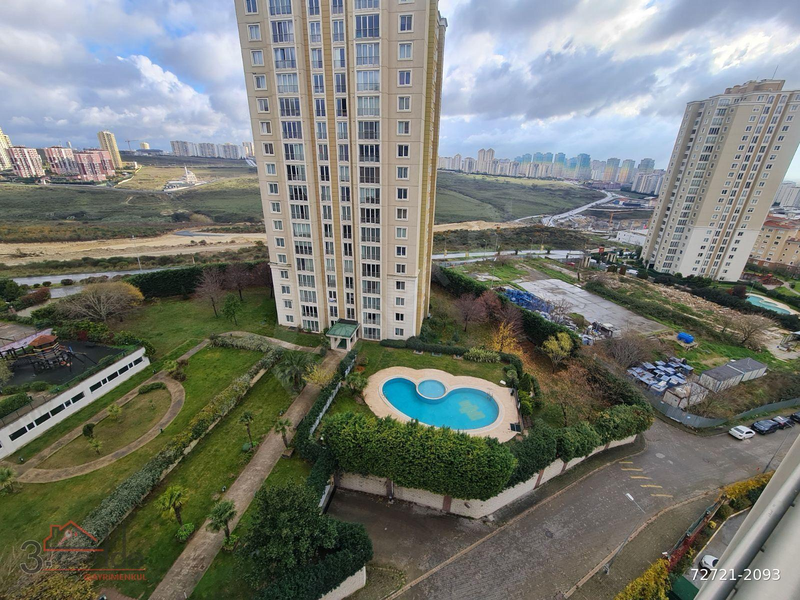 BAHÇEŞEHİR UPHILL COURT BOŞ 1+1 SATILIK DAİRE
