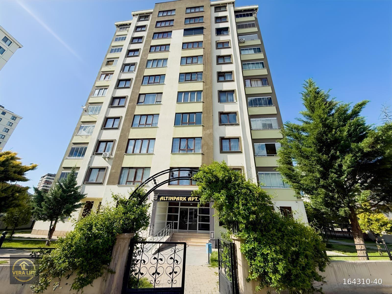 ALTINOLUK MAHALLESİNDE GENİŞ VE FERAH 4+1 SATILIK DAİRE