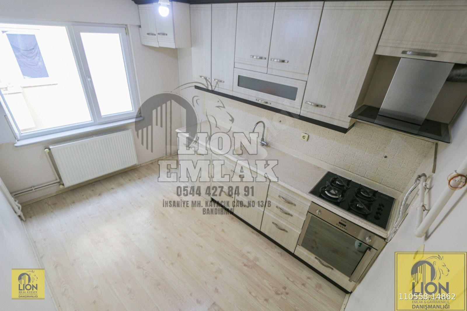 🟨⬛LION EMLAK'TAN ÇARŞI MERKEZE YAKIN , BALKONLU, MASRAFSIZ SATILIK 2+1 DAİRE⬛🟨