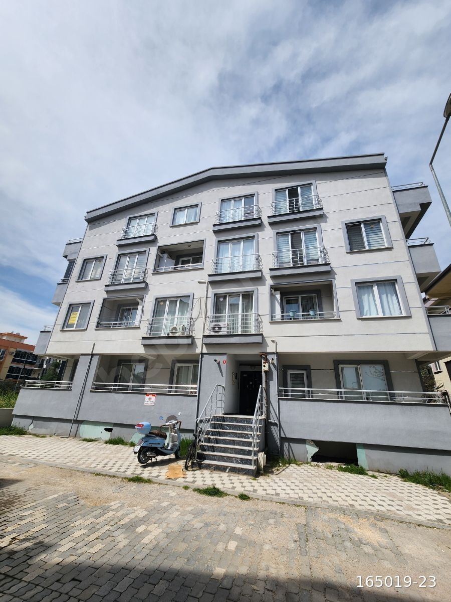 Yeni Şehir Hast ve 10Burda AVM Karşısında Kiralık 1+1 Eşyalı