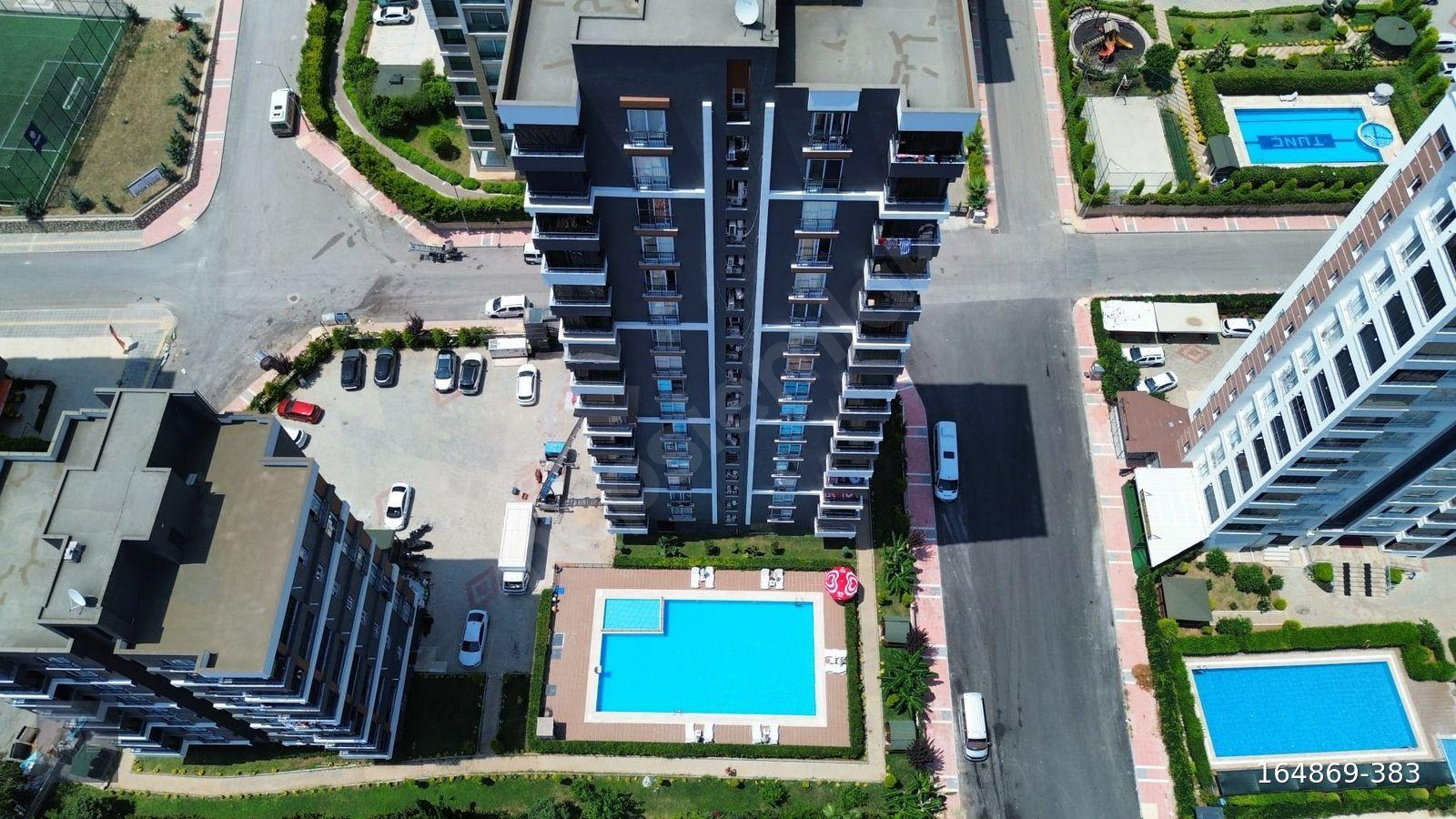 ARVE'DEN AKDNZ'MH DE YÜKSELPARK DELUX'DE 3.5+1 DAİRE