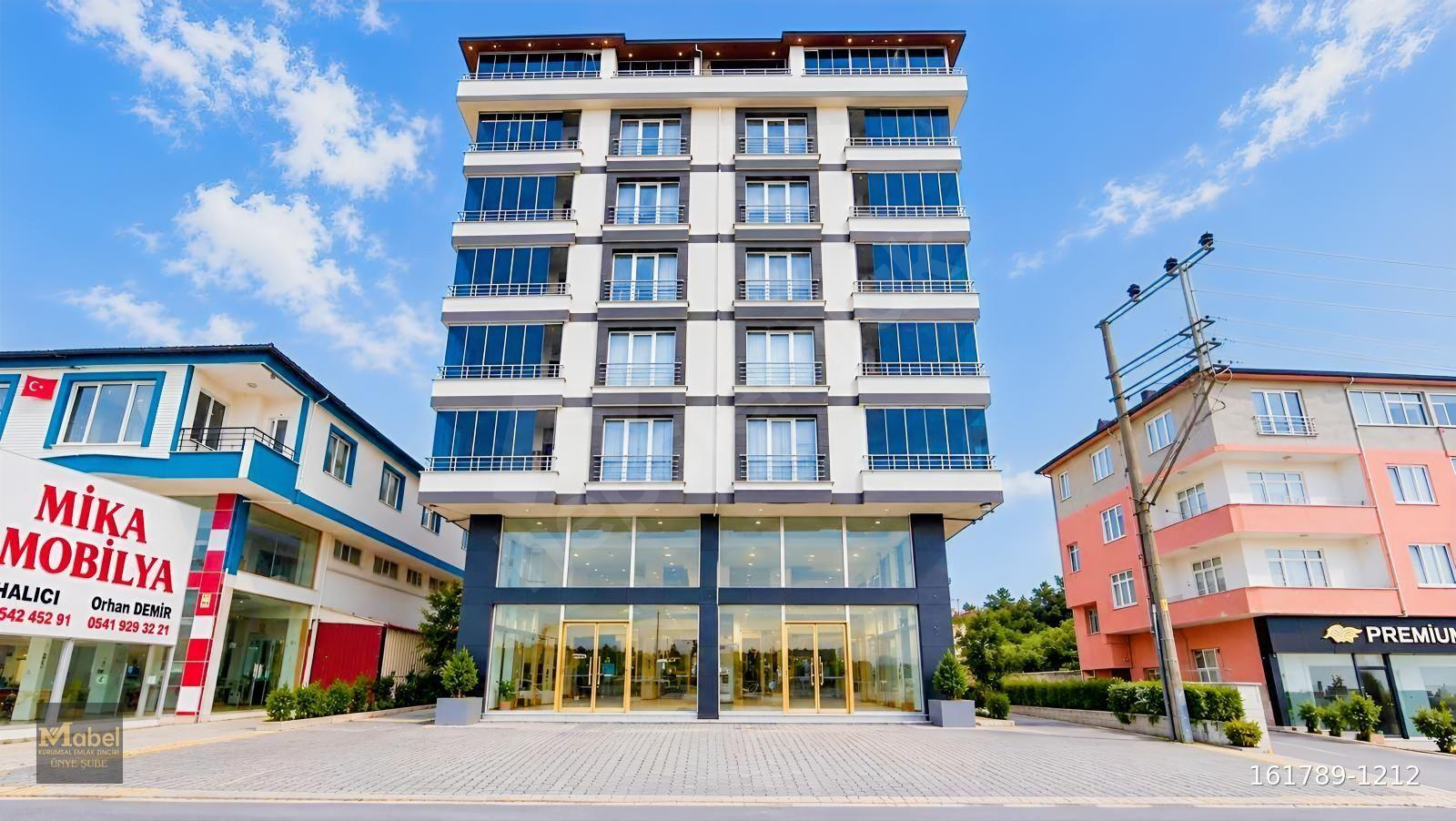 ANA YOLA SIFIR LİMAN KARŞISI FUL DENİZ MNZ.GYNME ODALI GENİŞ 3+1