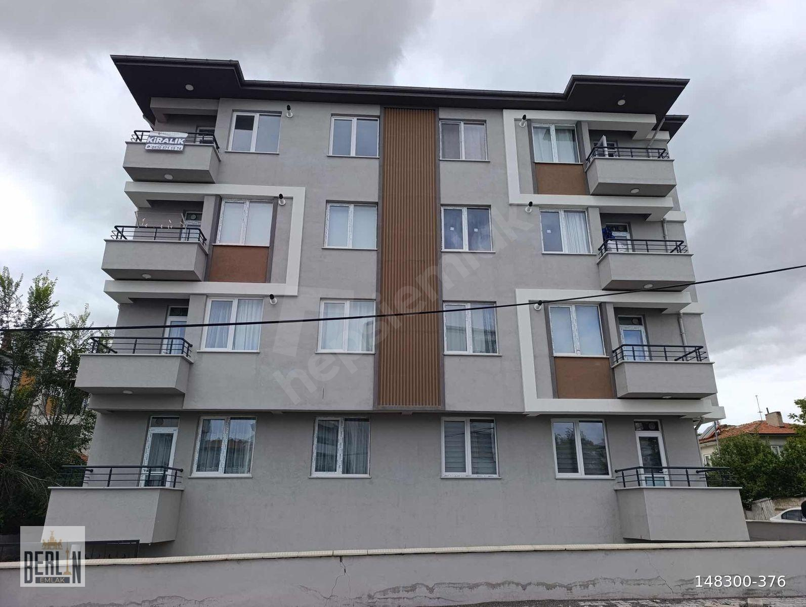BERLİN EMLAK'TAN HOCABEY MAHALLESİNDE KİRALIK 1+1 DAİRE