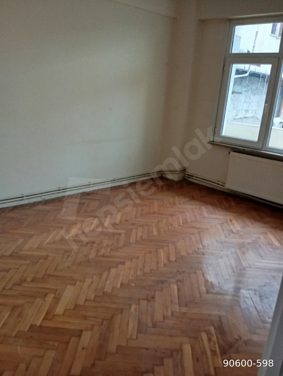 Sultan Selim mahallesi cadde üstü kiralık daire