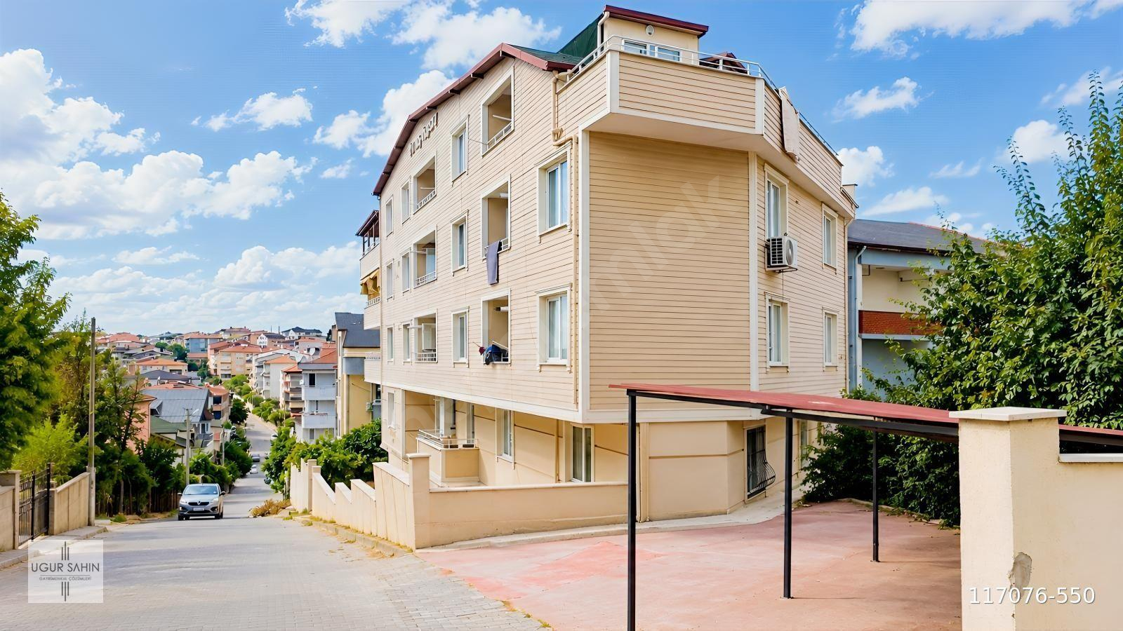 DERİNCE DUMLUPINAR'DA SATILIK 2+1 ARA KAT 75M² DAİRE