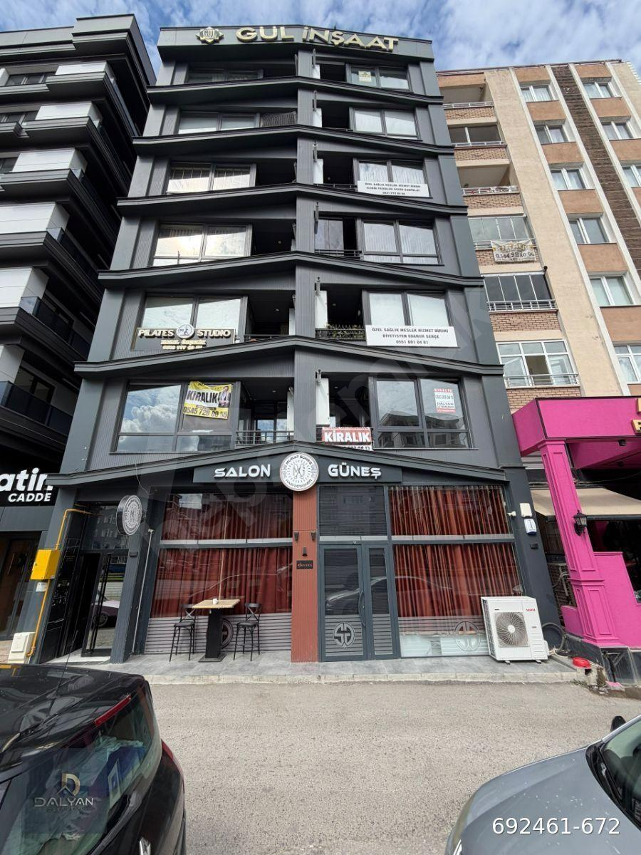 GÜZELYALI MAHALLESİN'DE BULVARA CEPHE 2+1 KİRALIK DAİRE