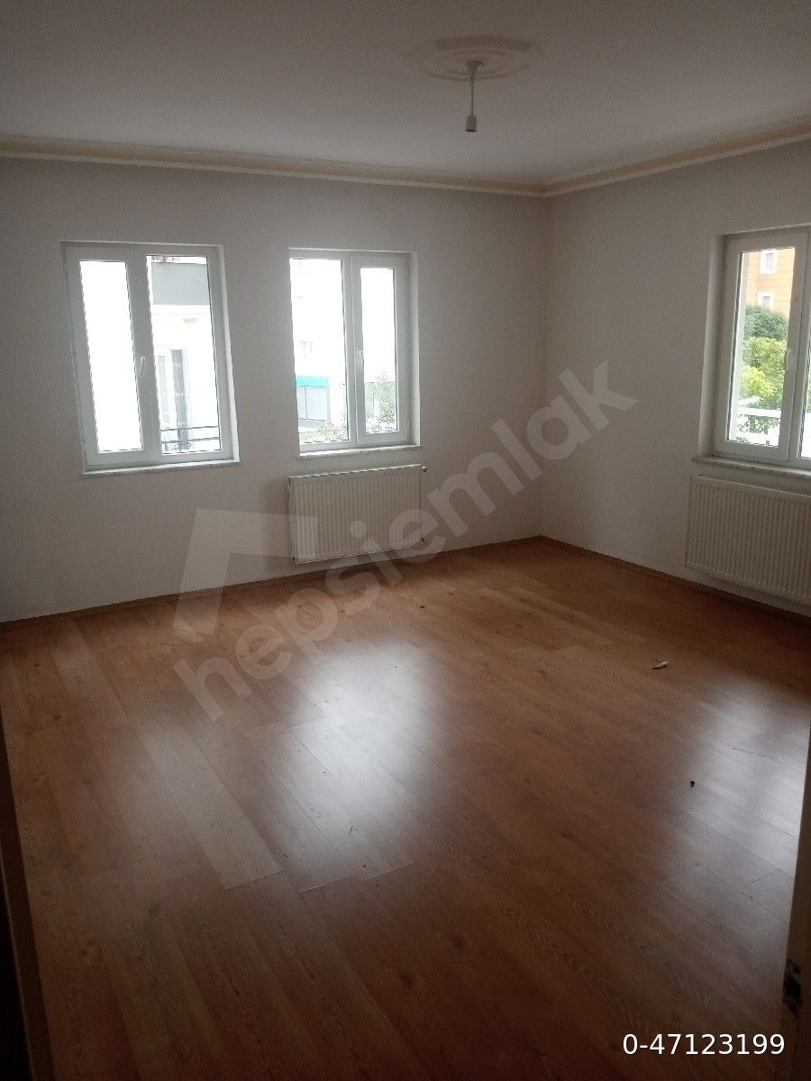 KÖPRÜBAŞINDA SAHİBİNDEN KİRALIK 3+1DAİRE