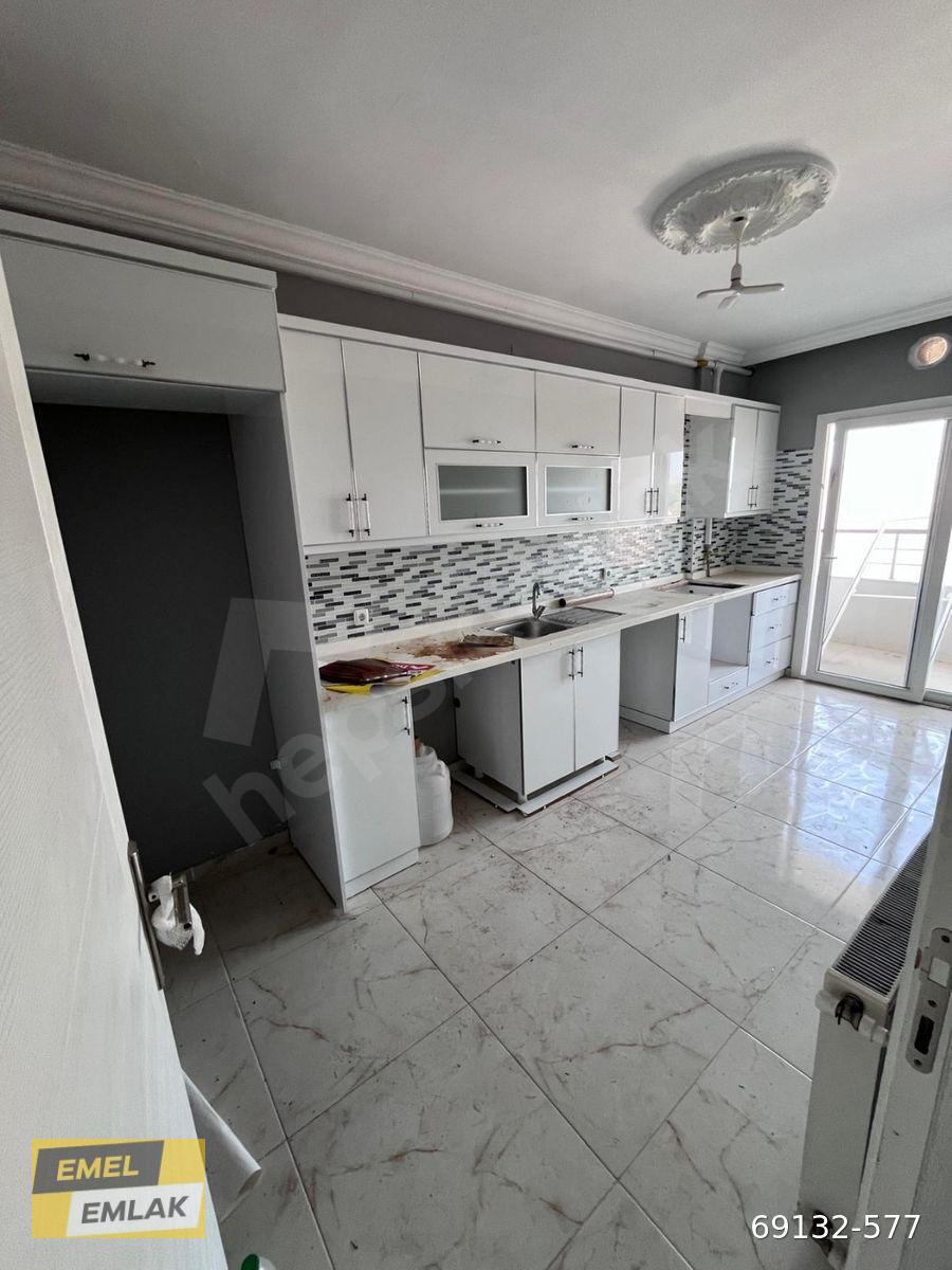 EMEL EMLAK'TAN FATİH MAHALLESİNDE ACİL SATILIK 3+1 DAİRE