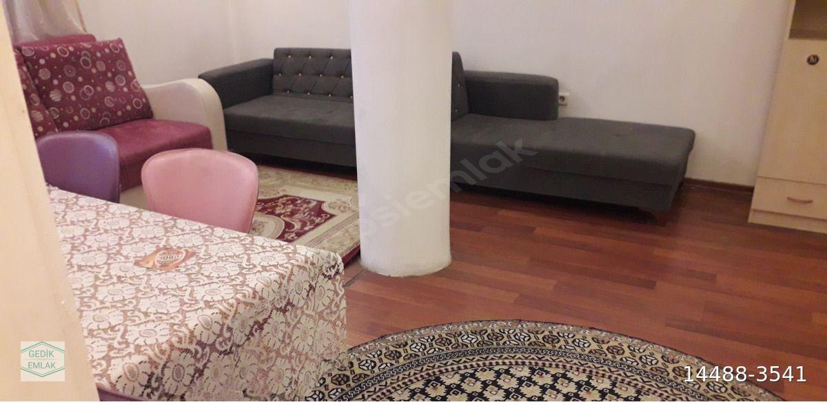 Esat Tunalı yakını 2+1 temiz eşyalı daire.