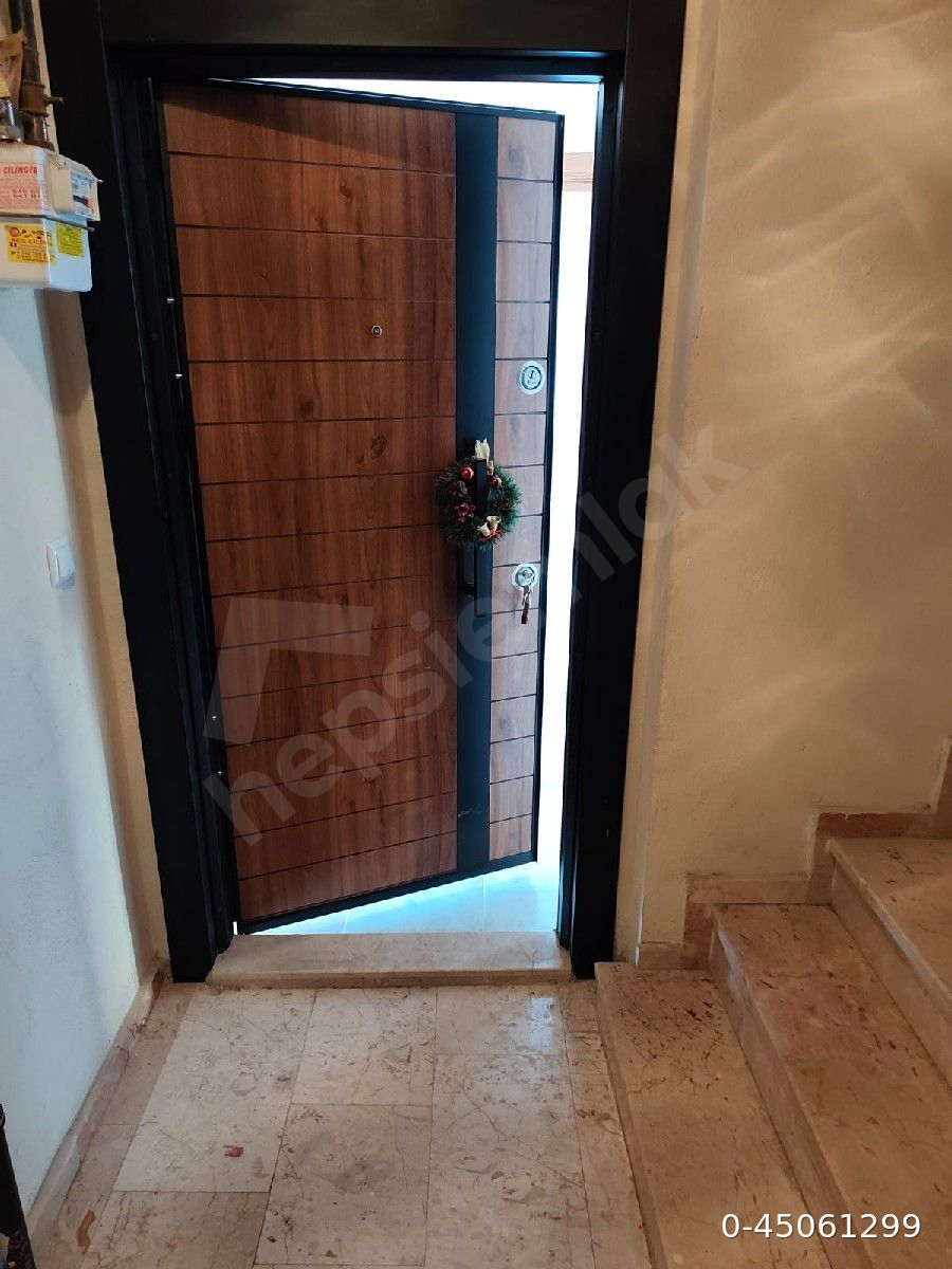 istasyon merkezde,müstakil kat planlı, satılık 3+1 arakat daire