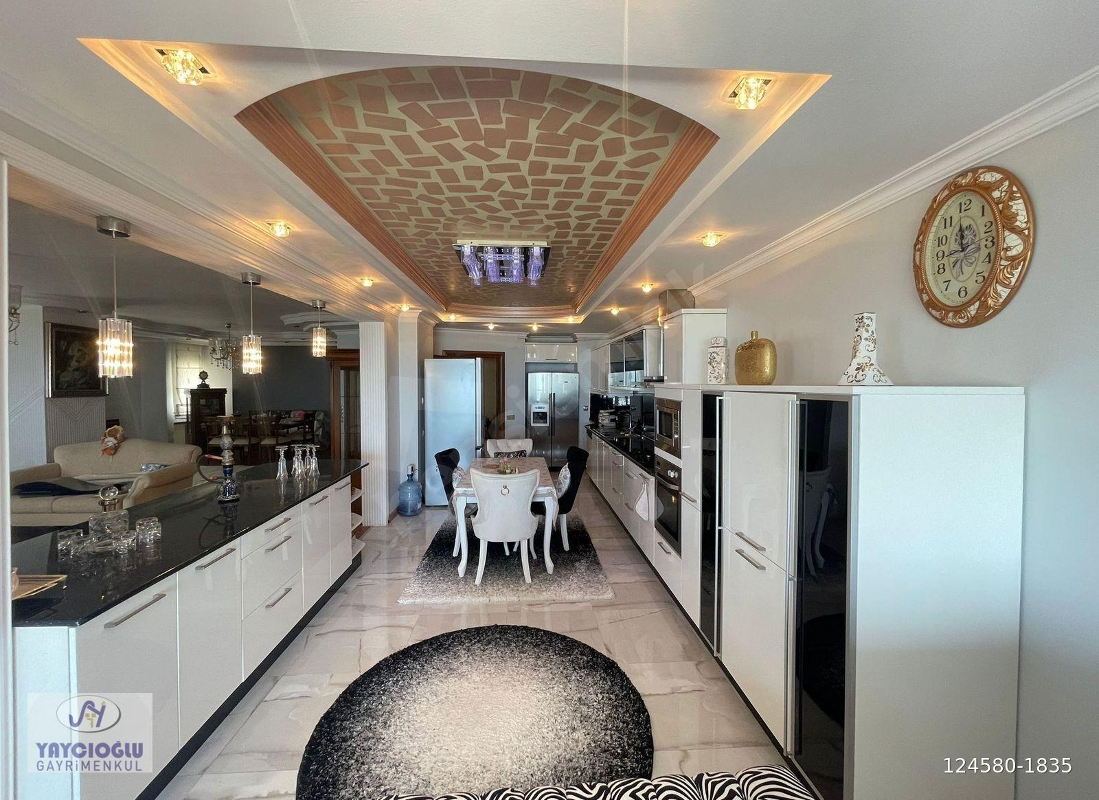 S.DEMİREL'de EMSALİZ GENİŞLİKTE 6+1 ULTRA LÜX FULL YAPILI DAİRE