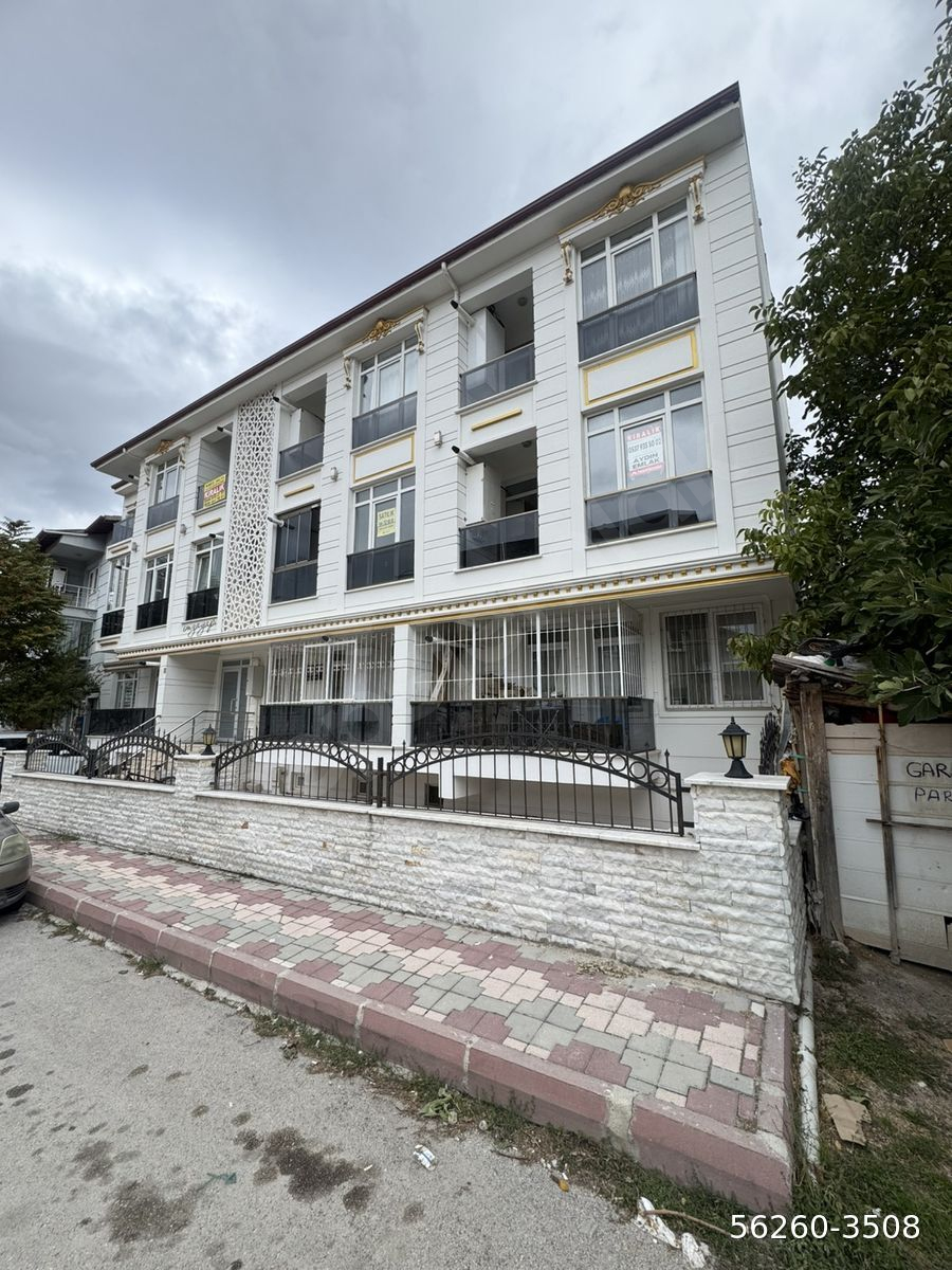 BURDUR MERKEZ YENİ MAHALLEDE KİRALIK 1+1 ASANSÖRLÜ BALKONLU DAİRE