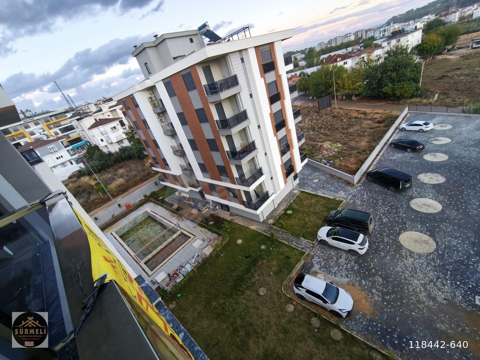 MACUN SATILIK LÜKS 3+1 EBEVEYN BANYOLU SİTEDE HAVUZLU